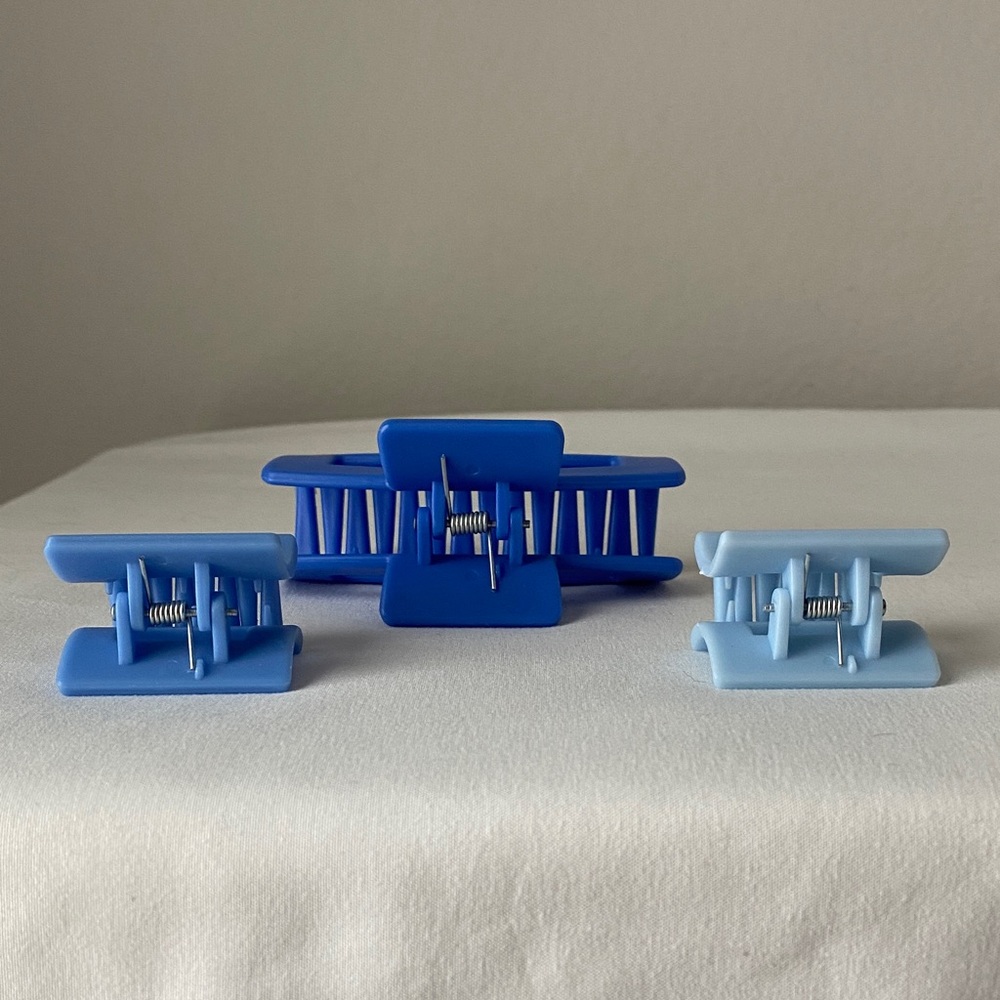 Blue Hair Claw Clips Set - Picture 4 of 4